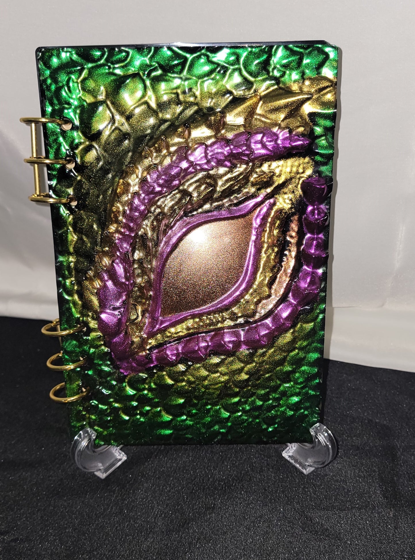 Dragon Notebook (O)
